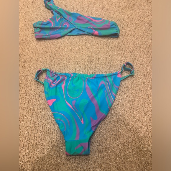 NWOT WeWoreWhat Two Piece Bikini szL - Picture 3 of 12